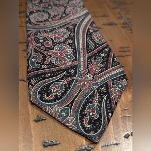 Oscar De La Renta Vintage Paisley Tie